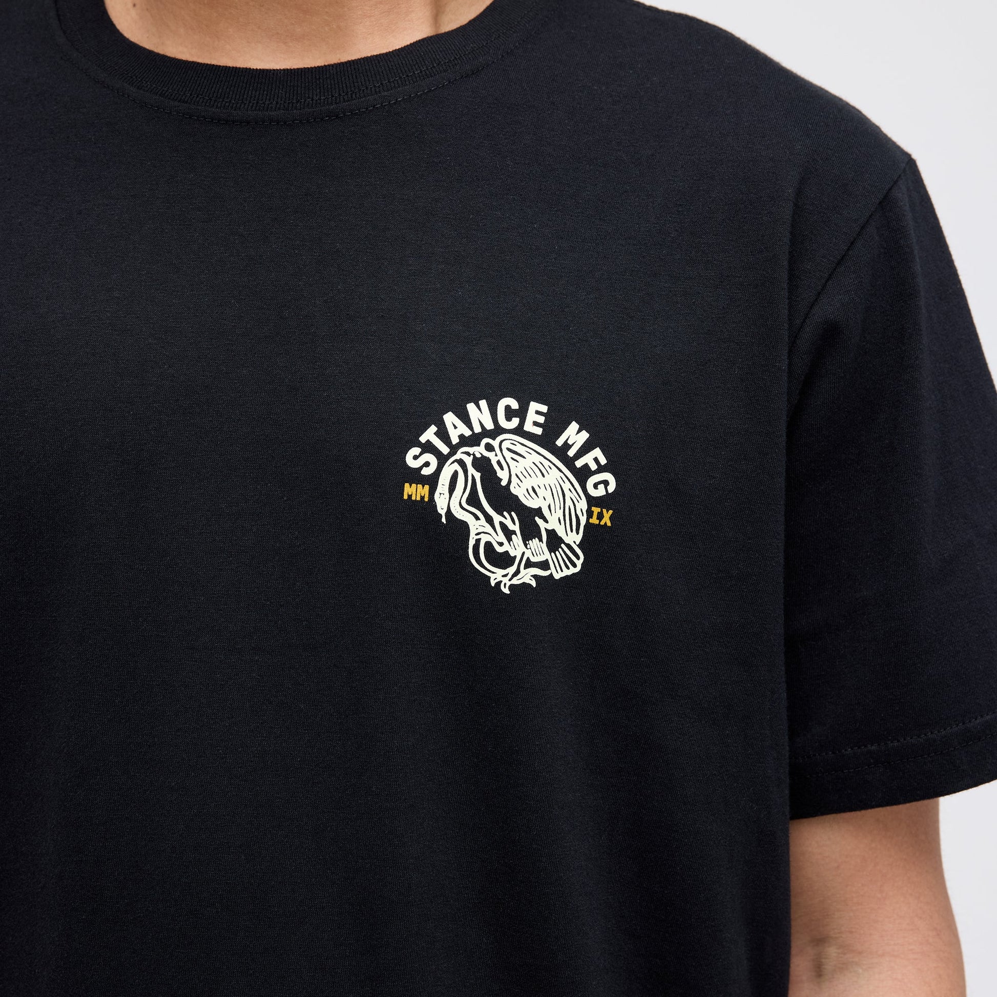 Stance Classic Prey Tee Black |model