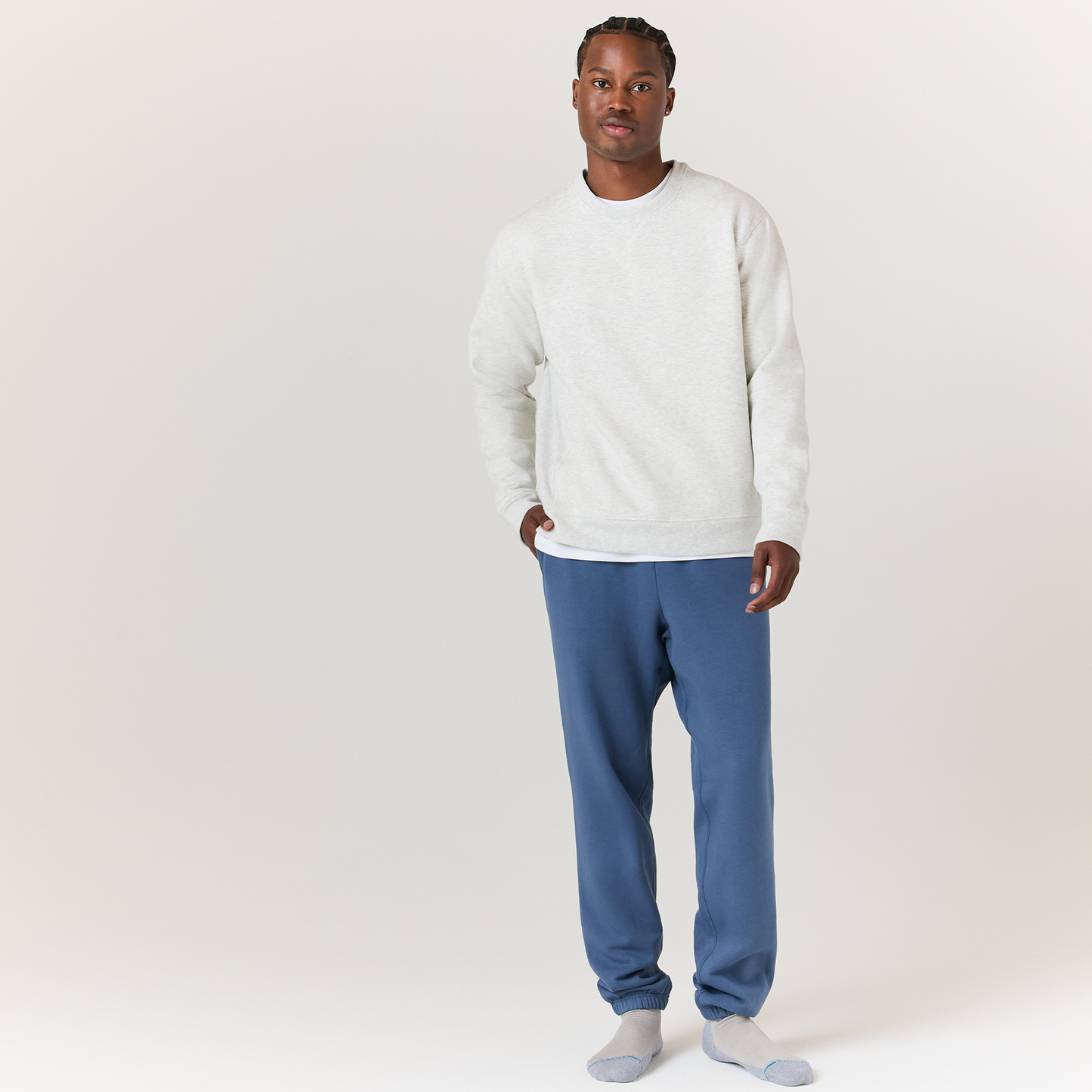 Stance Aura Crew Sweatshirt Heather Grey |model