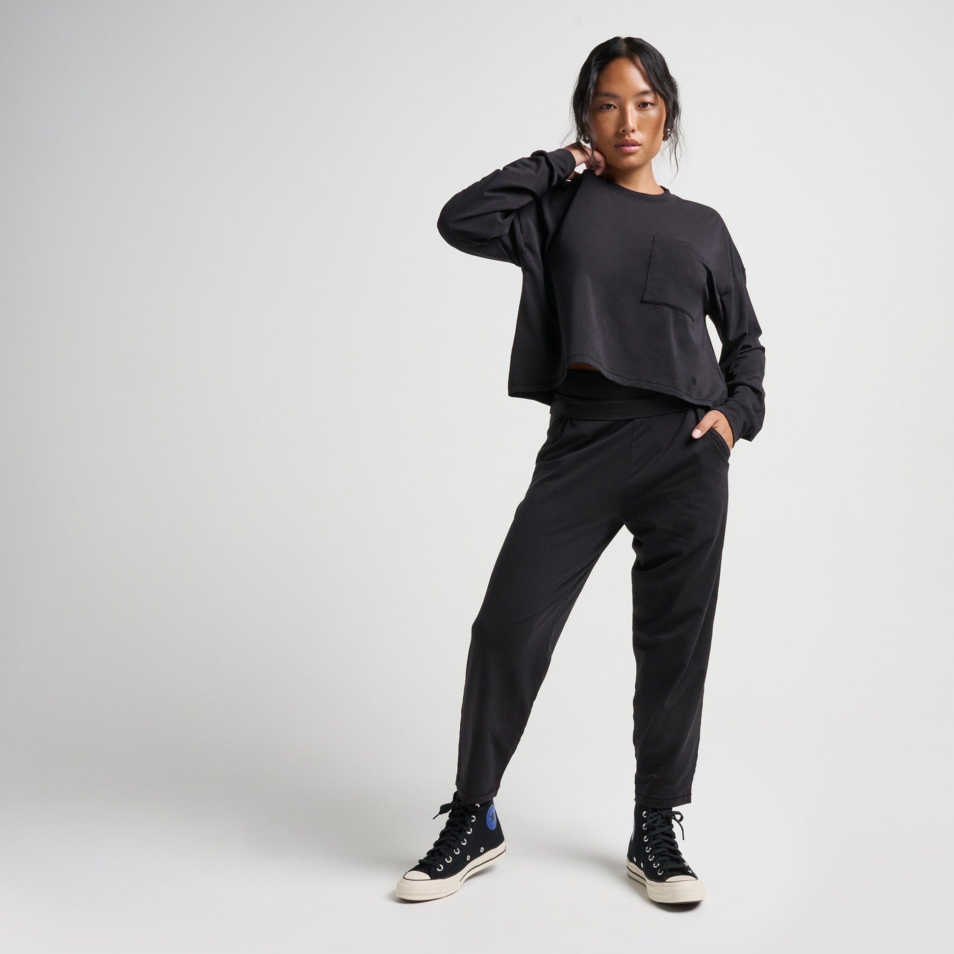 Stance Women's Lay Low Boxy Long Sleeve T-Shirt Black |model