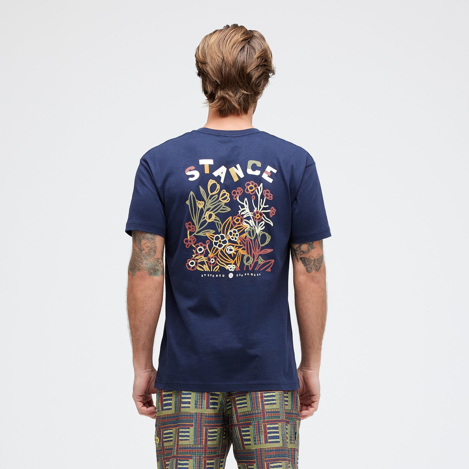 Stance Cut It Out T-Shirt Navy |model