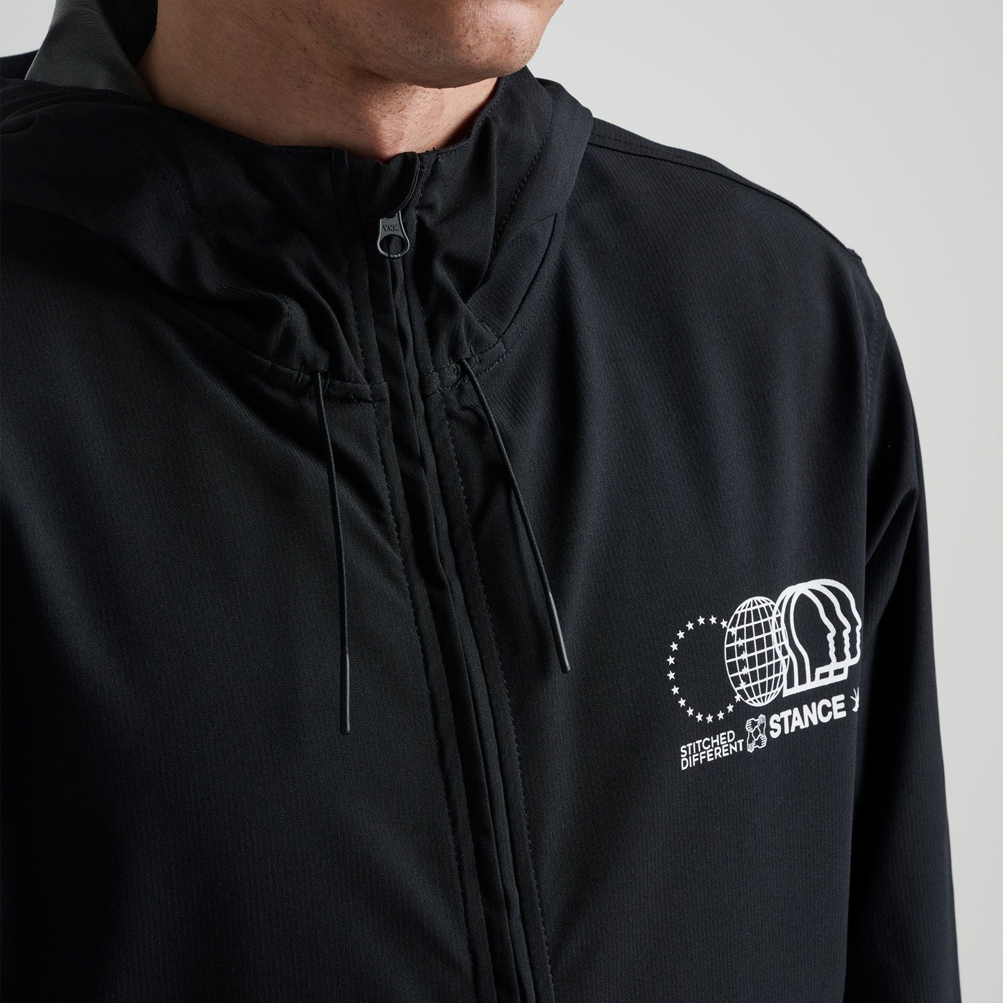 Stance Complex Anorak Black |model