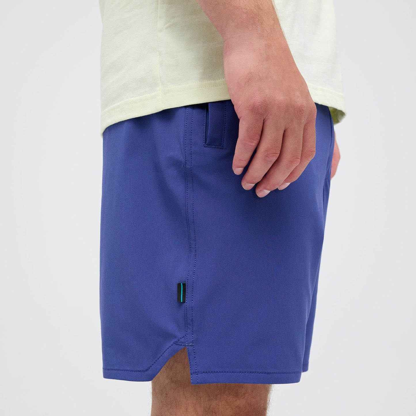 Stance Complex Hybrid Short 7&quot; Indigo |model