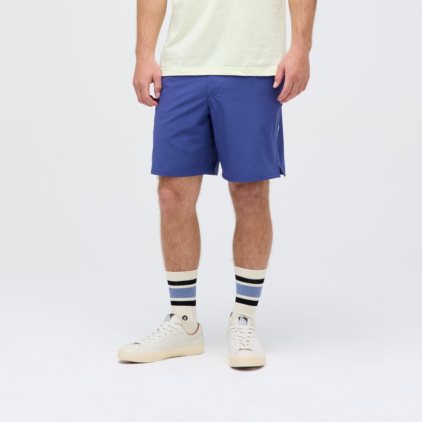 Stance Complex Hybrid Short 7&quot; Indigo |model