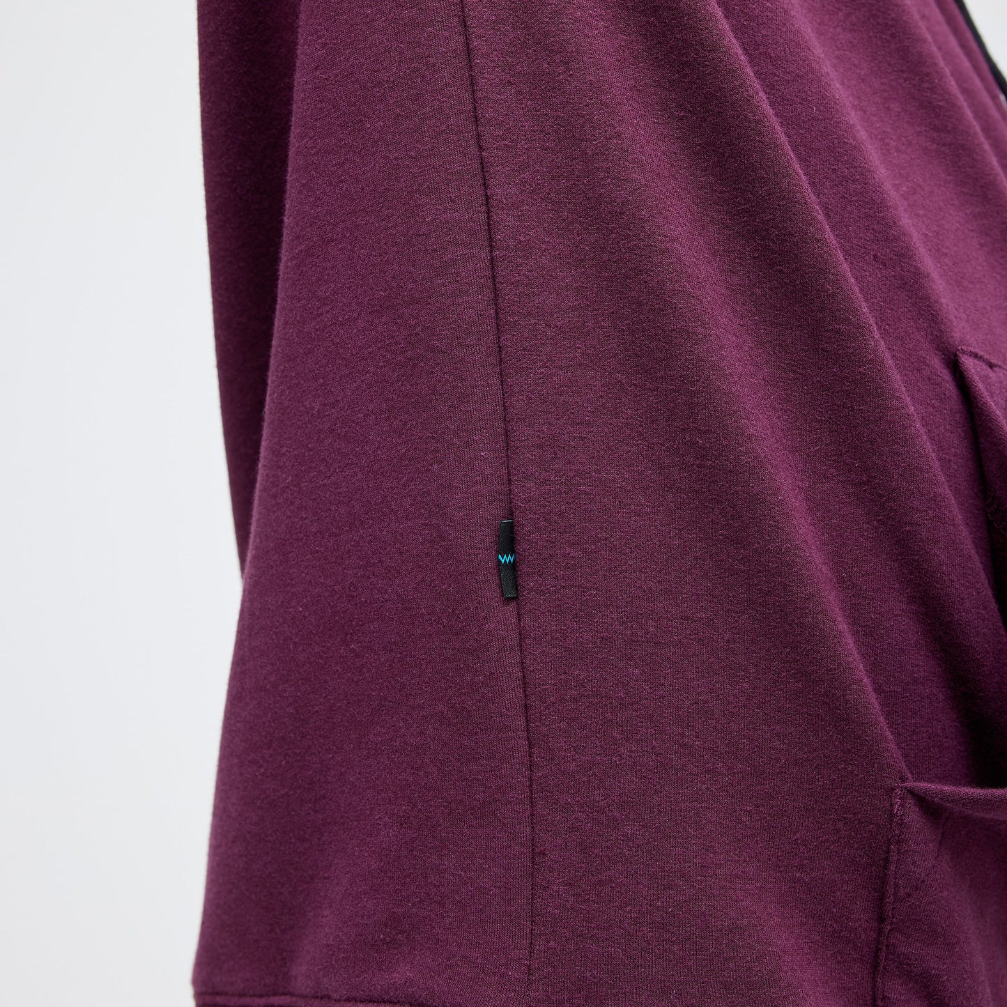 Stance Shelter Hoodie Port Wine |model