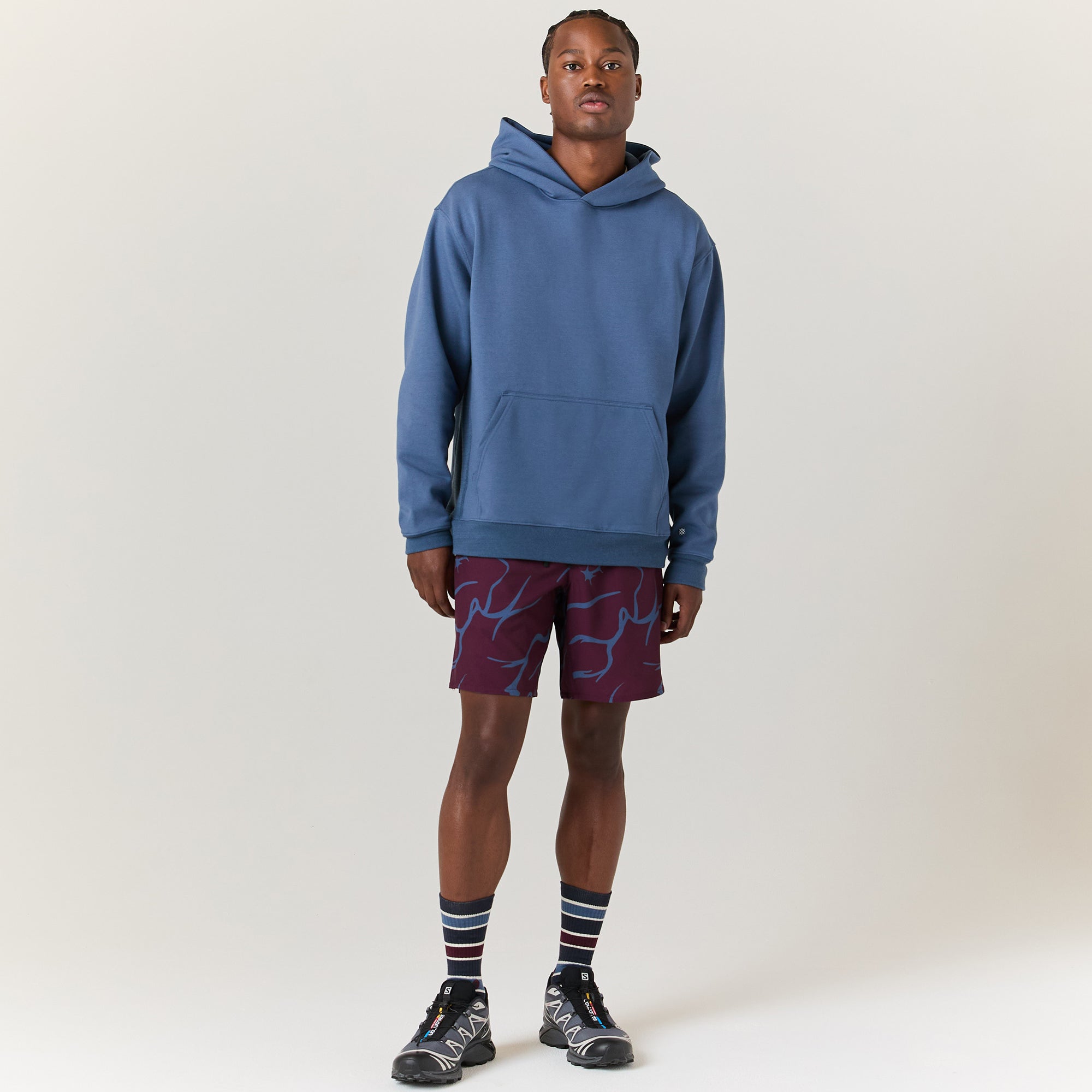 Stance Aura Hoodie Sea Blue |model