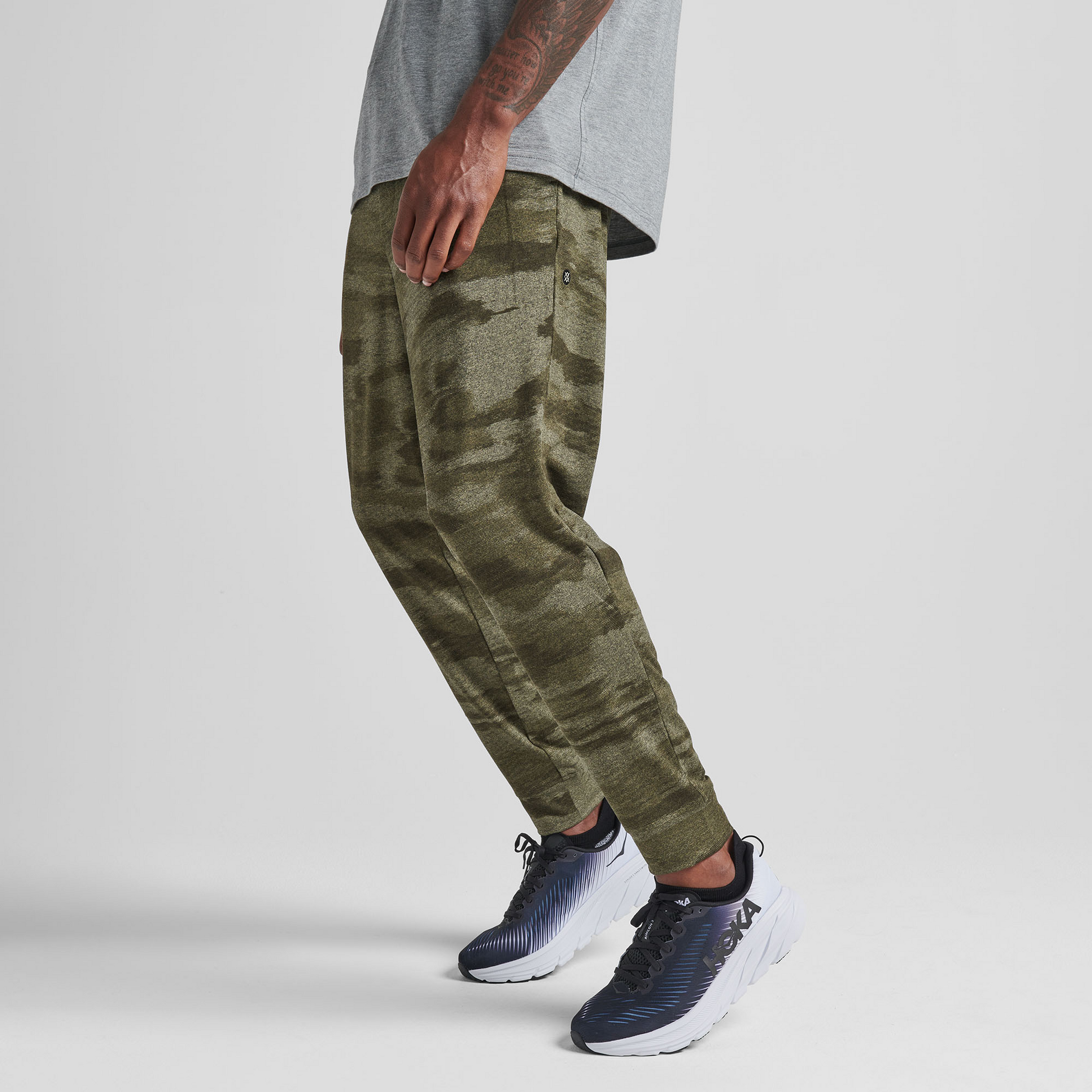 Stance Primer Jogger Army Green |model