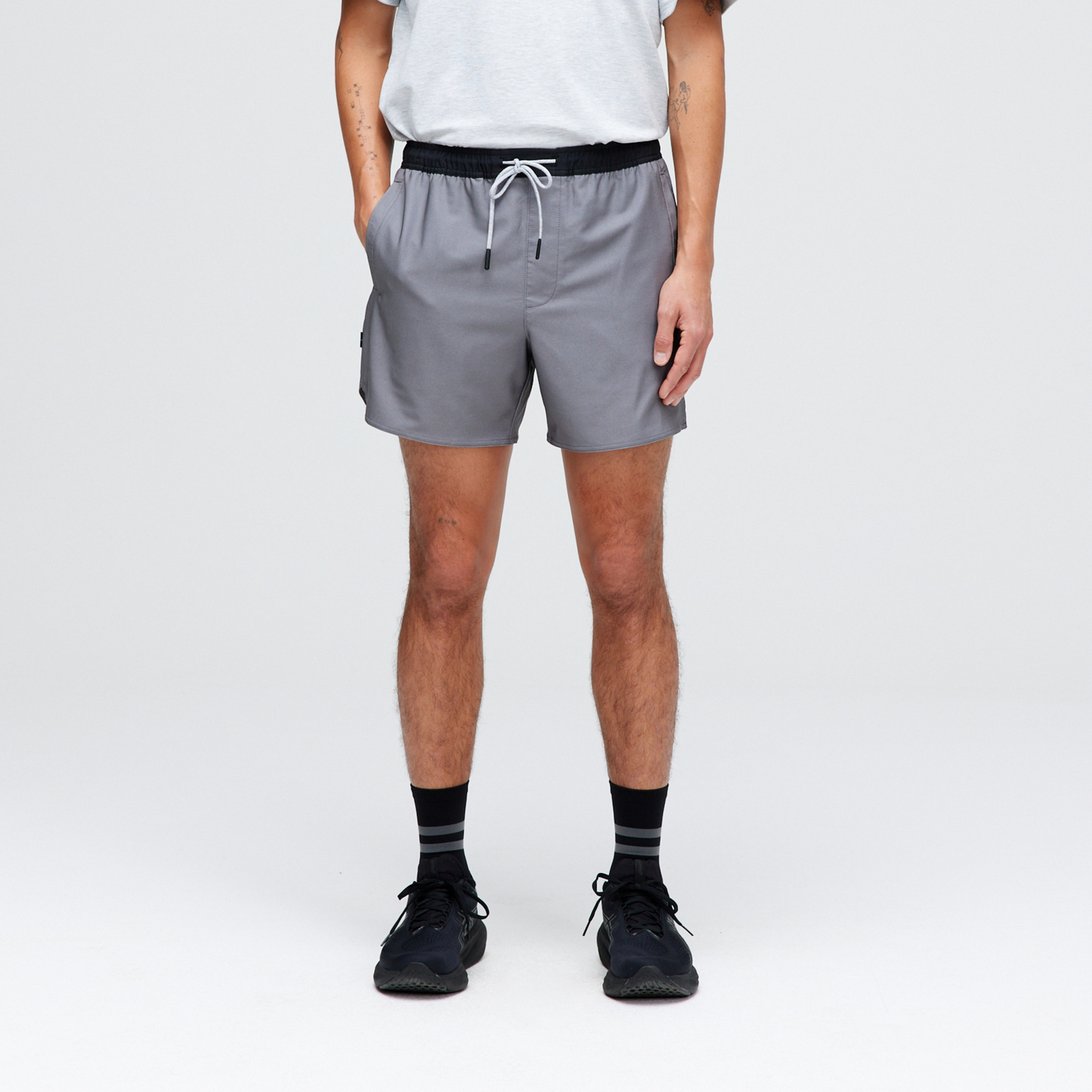 Stance Complex Athletic Short 5&quot; Charcoal |model