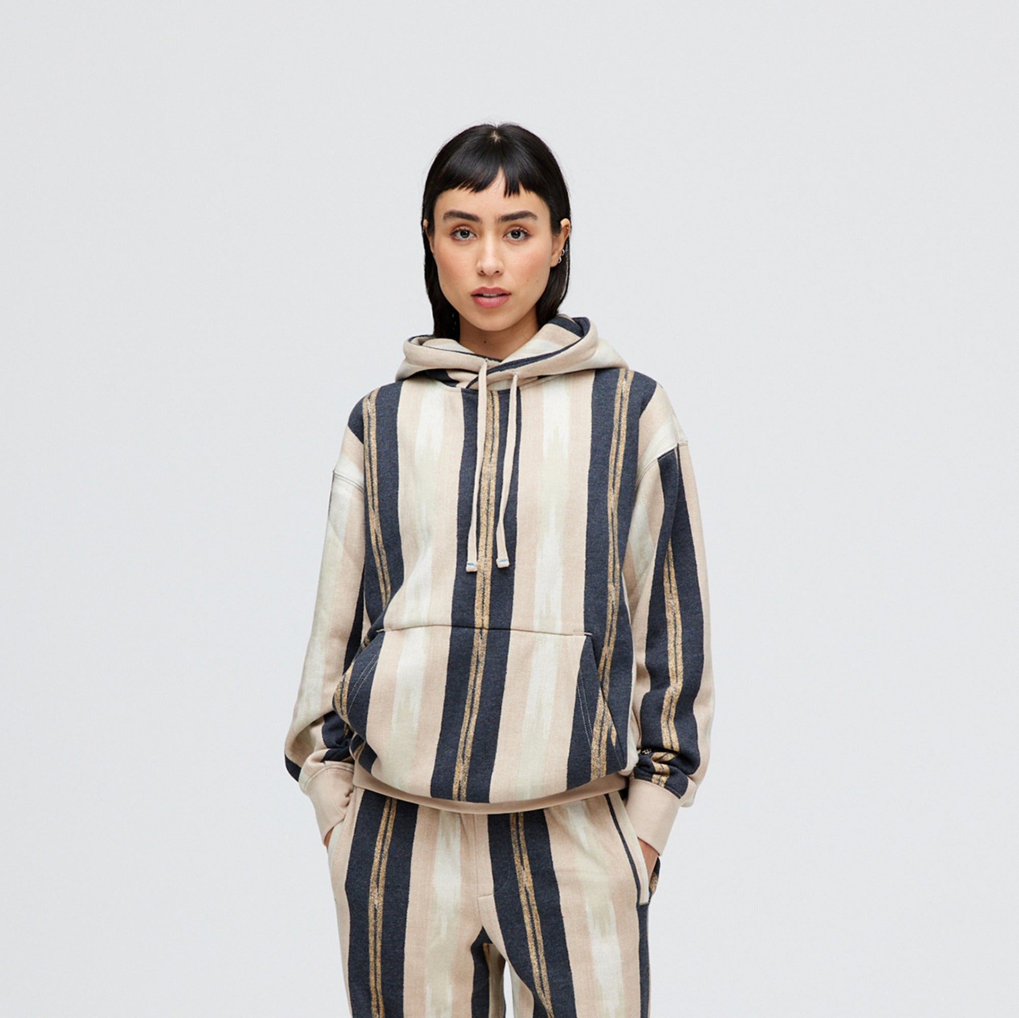 Stance Mercury Hoodie Stone |model